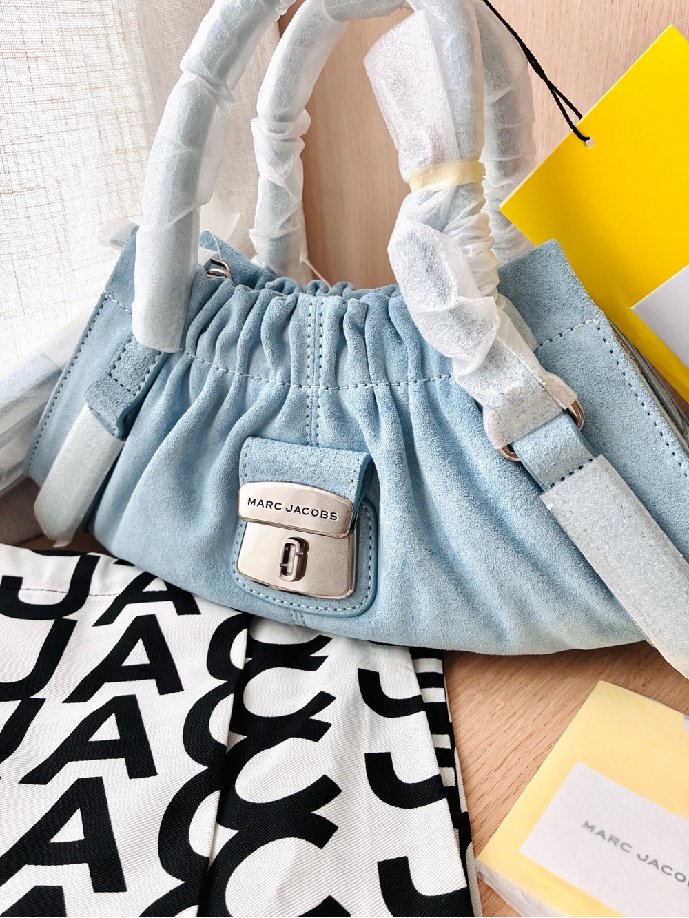NWTš„Marc Jacobs The Suede Cristina Small Satchel Baby Blue Mist Key Charm Bag - Picture 2 of 8